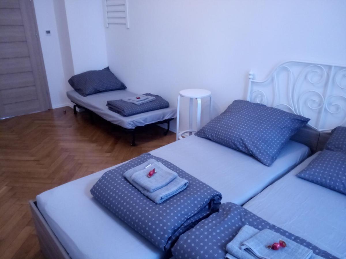 Gallys Apartments Praga Exterior foto