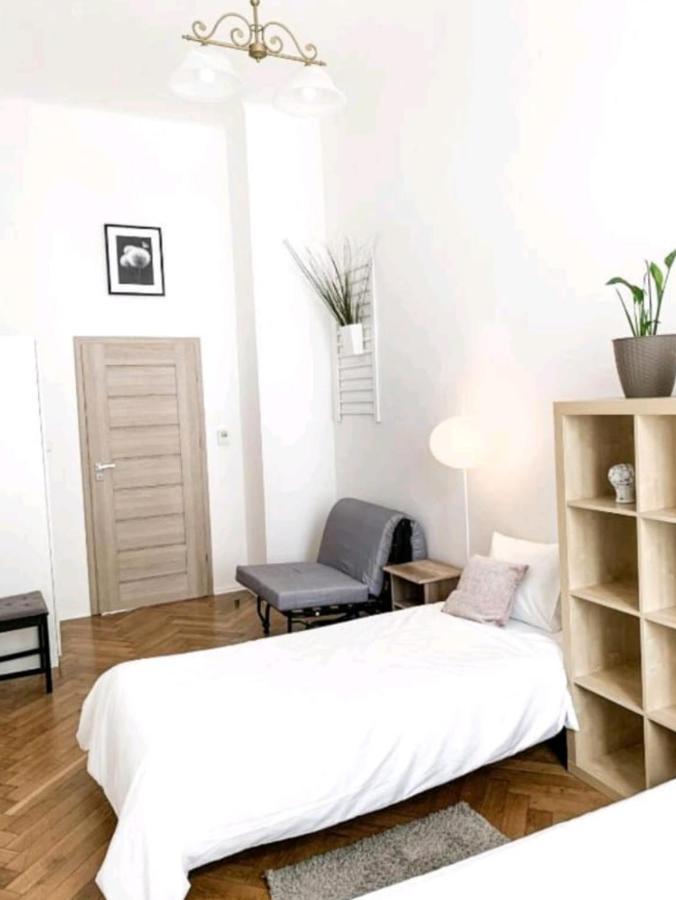 Gallys Apartments Praga Exterior foto